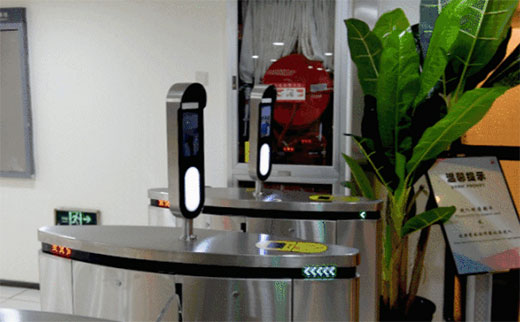 學(xué)校圖書館安裝人臉識別系統(tǒng)可以帶來哪些好處？